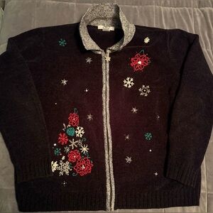 Woman’s large sweater. Warm and soft. Ex used condition size L